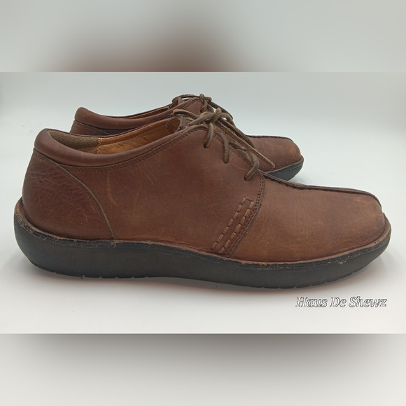 The walking companies men's shoes - Picture 1 of 12